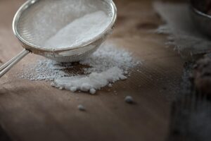 Read more about the article Czym zastąpić cukier wanilinowy? Proste zamienniki do ciast i deserów