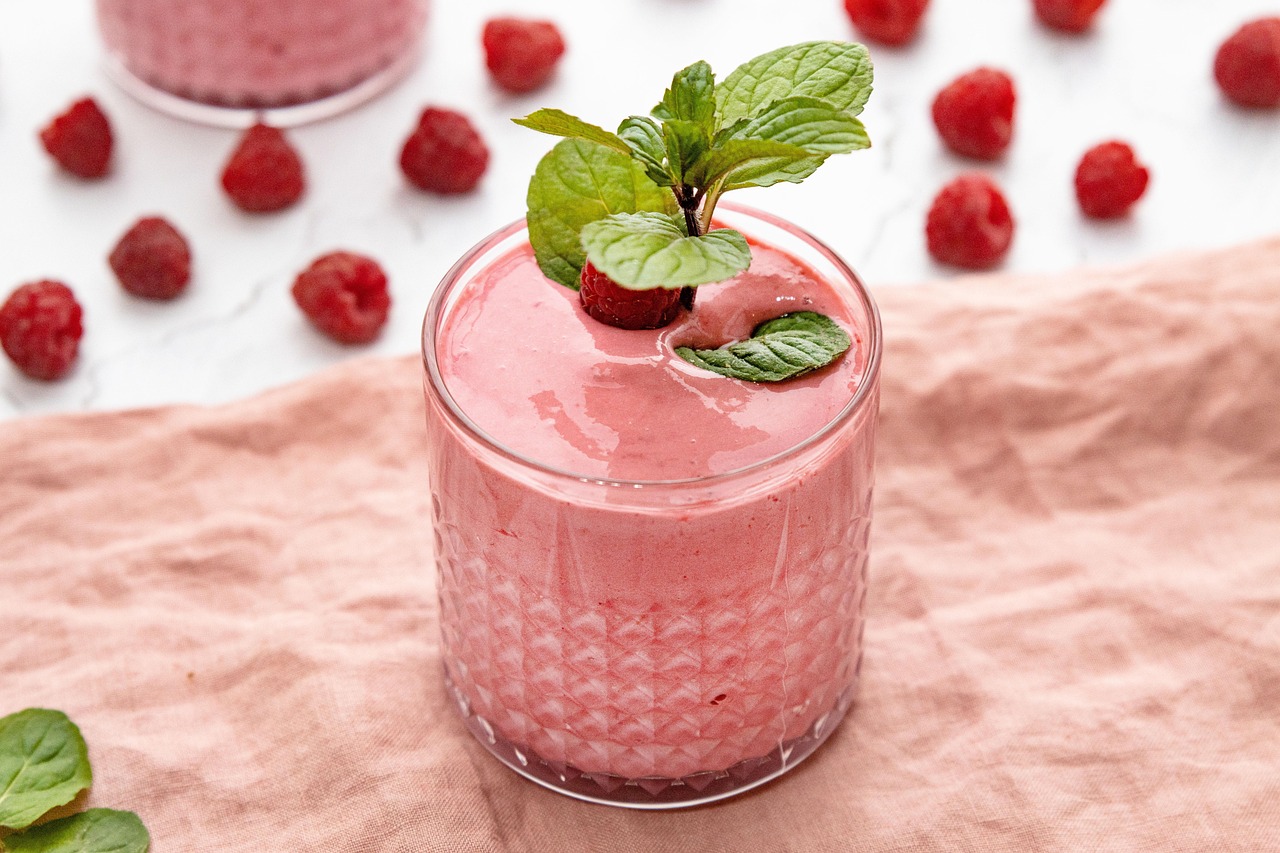 Read more about the article Smoothie z liści rzodkiewki – przepis zero waste